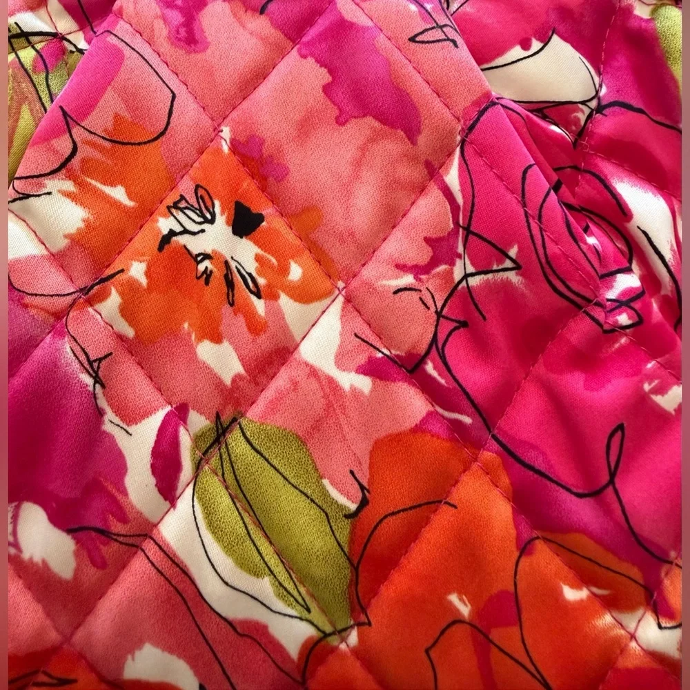 Vera Bradley Pink Vintage Rose Millie Floral Quilted Satin Clutch Black Lucite - Picture 10 of 11